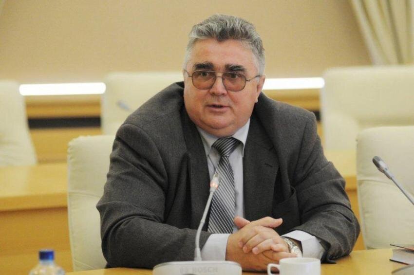 Михаил Александров, Эксперт по военно-политическим вопросам, доктор политических наук