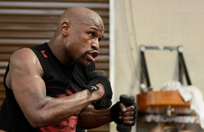 Флойд Мейвезер
Американский боксер