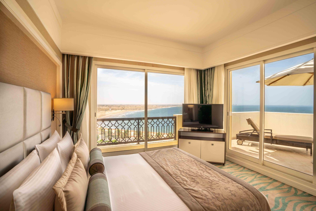 Риксос баб аль бахр отзывы. Rixos ras al Khaimah 5. Rixos Bab al Bahr 5 ОАЭ. Риксос в Аджмане. Rixos Bab al Bahr 5 номера.