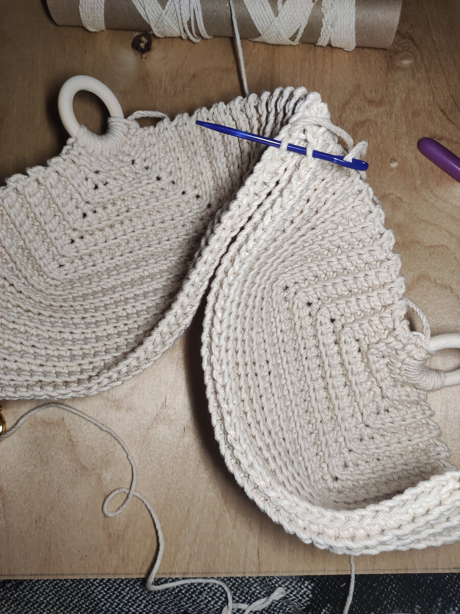 Прихватка для горячего крючком. How to crochet the potholder.