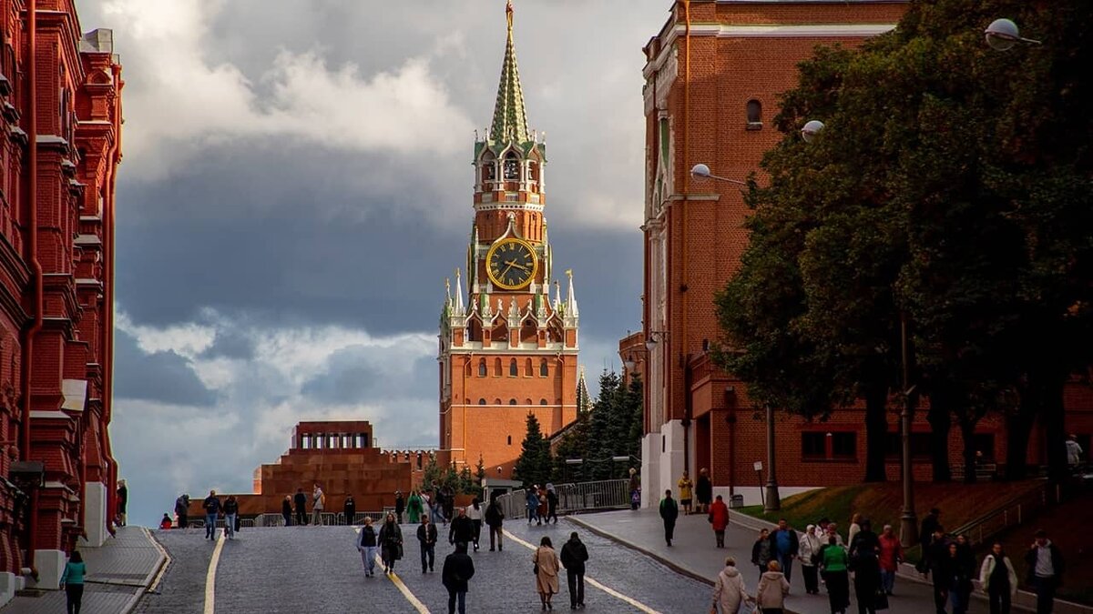 Фото: https://tvzvezda.ru/ (https://mcdn.tvzvezda.ru/storage/news_other_images/2023/10/20/48e591f61a24476f96aeed9ef7ddcd0b.jpg)