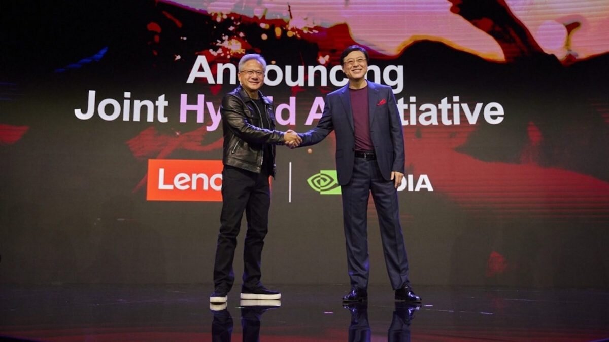    Фото: Lenovo Рашид Ахмежанов