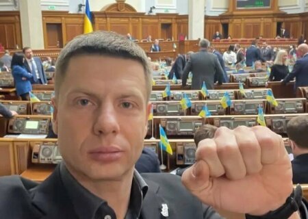    Зазеркалье Порошенко. Алексей Гончаренко предложил провозгласить победу Украины и вступить в НАТО