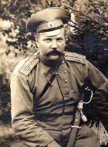 Михаил Дмитриевич Поспелов (19 мая 1884, Орёл — 10 августа 1962, Ташкент) — офицер пограничной стражи Российской империи и пограничных войск СССР, возможный прототип таможенника Верещагина из кинофильма «Белое солнце пустыни»
