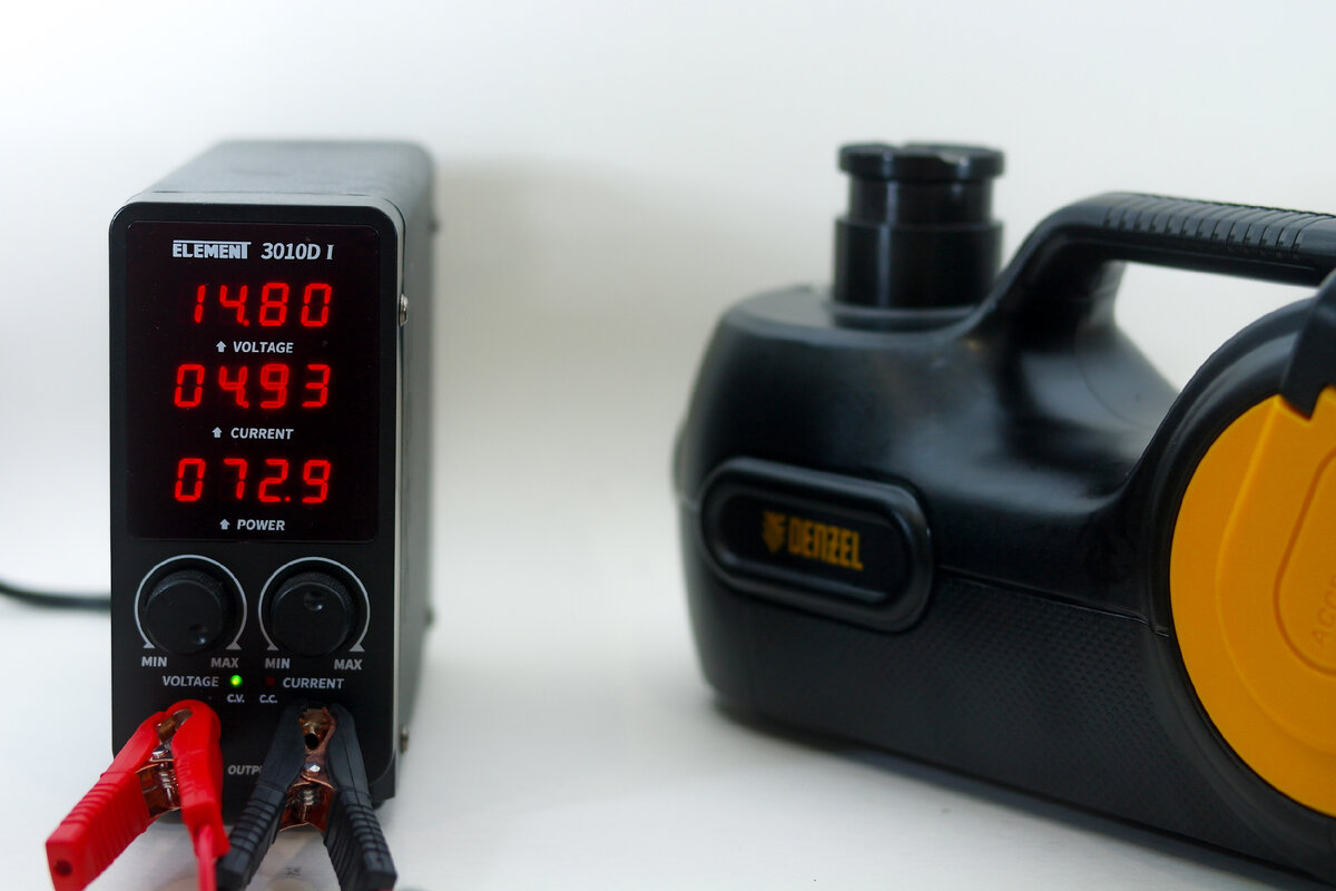 В сегодняшнем обзоре я познакомлю вас с чемоданчиком, который пригодится любому автомобилисту.-12-3