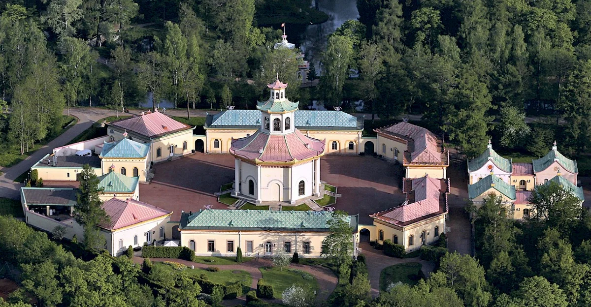 александровский парк пушкин китайская деревня. китайская деревня в александровском парке царское село. александровский парк царское село китайская деревня. деревни царского села. екатерининский дворец китайская деревня.