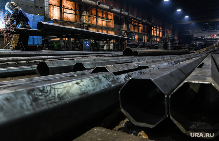    Иски о банкротстве получили предприятия с выручкой в десятки и сотни миллионов рублей