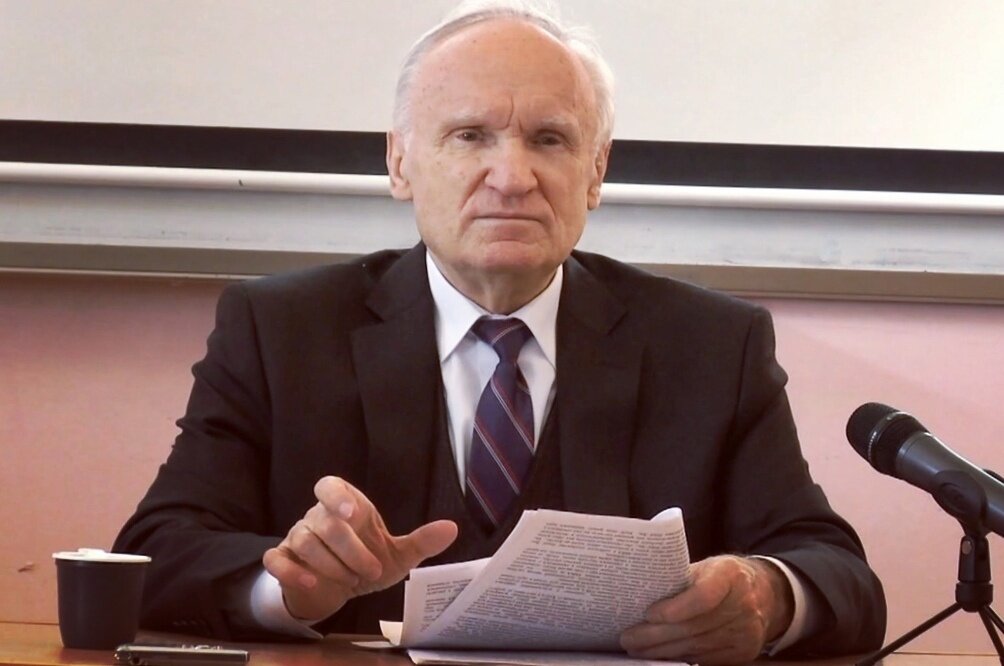 Алексей Ильич Осипов — учёный-богослов, педагог и публицист, доктор богословия, заслуженный профессор Московской духовной академии, апологет, проповедник, писатель, православный катехизатор.