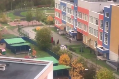    Пожар в школе в Химках ©Скриншот