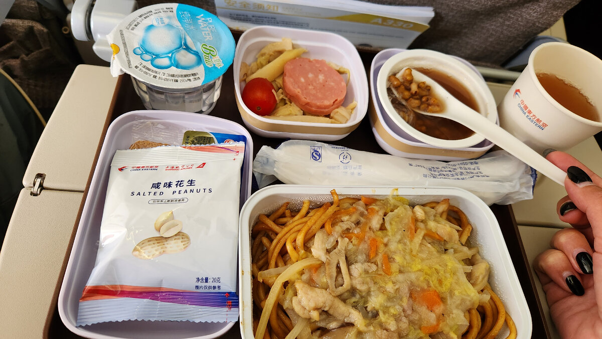 Орешки – как издевательство без того, к чему они должны прилагаться. Детальное фото далее –>