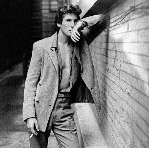 Ричард Гир в костюме от Ив Сен-Лоран