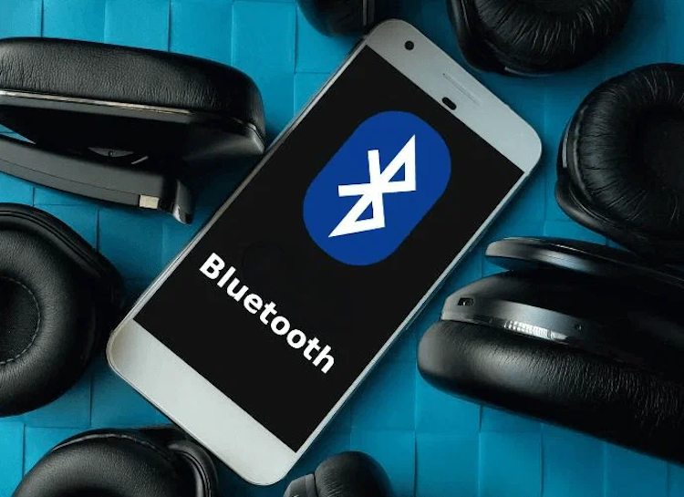 Для чего нужен bluetooth. Блютуз. Блютуз телефон. Блютуз картинка. EC,,K.NEC.