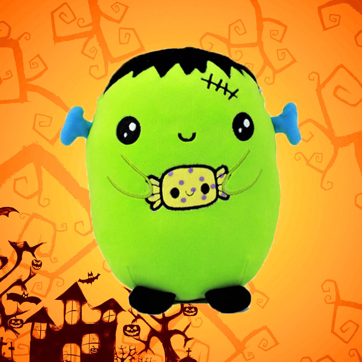 Вот тут мы не определились, то ли это зомби,то ли Франкенштейн) с конфеткой в руках.