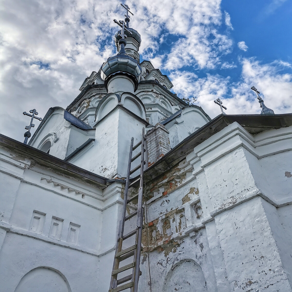 Никакой информации о реставрации не нашла