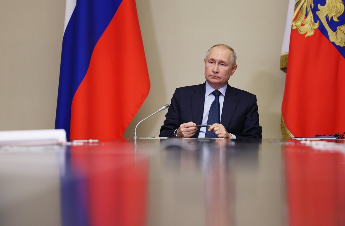    Путин призвал наращивать производство товаров для развития АПК