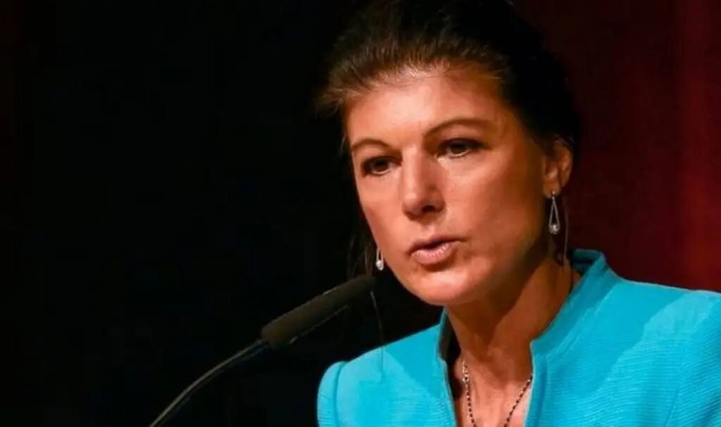 Союз сары вагенкнехт. Союз сары вагенкнехт. Союз сары вагенкнехт. Союз сары вагенкнехт. Союз сары вагенкнехт.