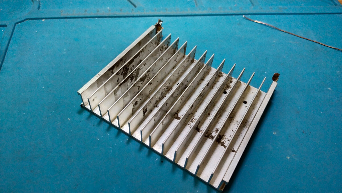 Радиатор под транзистор