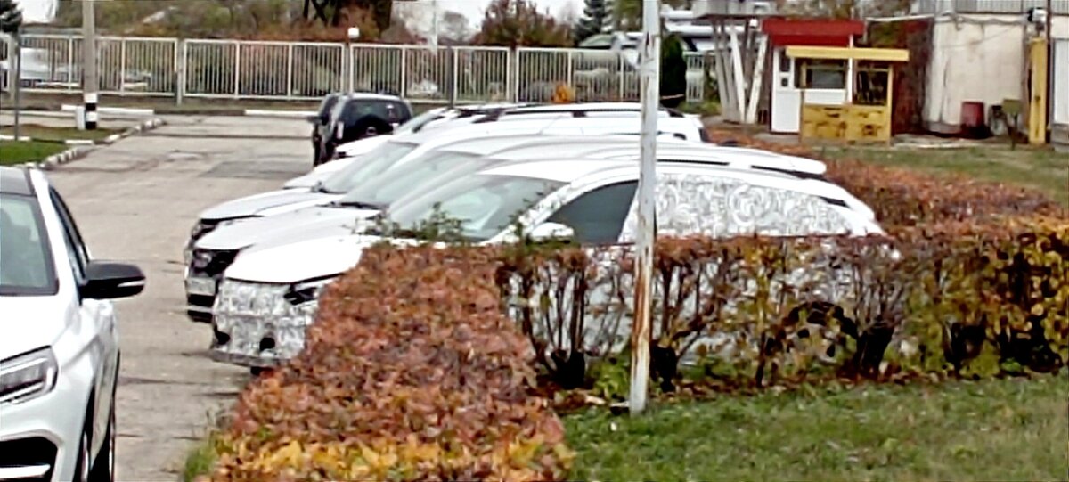 Lada Vesta NG в камуфляже на территории АвтоВАЗа  📷
