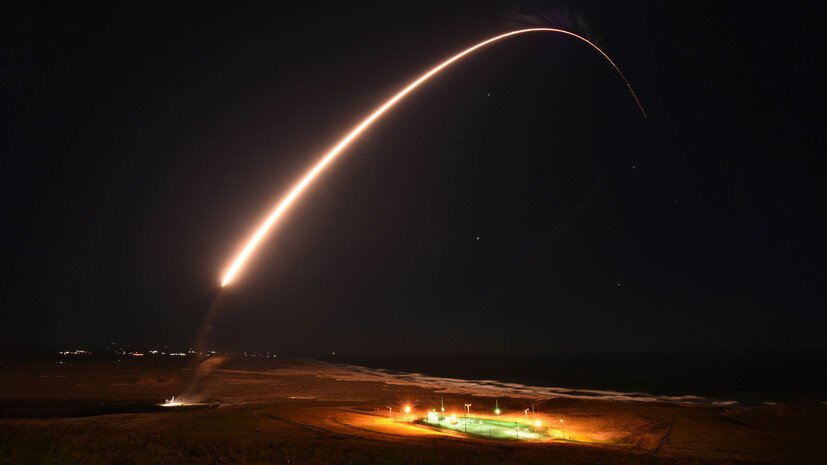     Испытательный запуск американской МБР Minuteman III AP Brittany E. N. Murphy/U.S. Army Space and Missile Defense Command