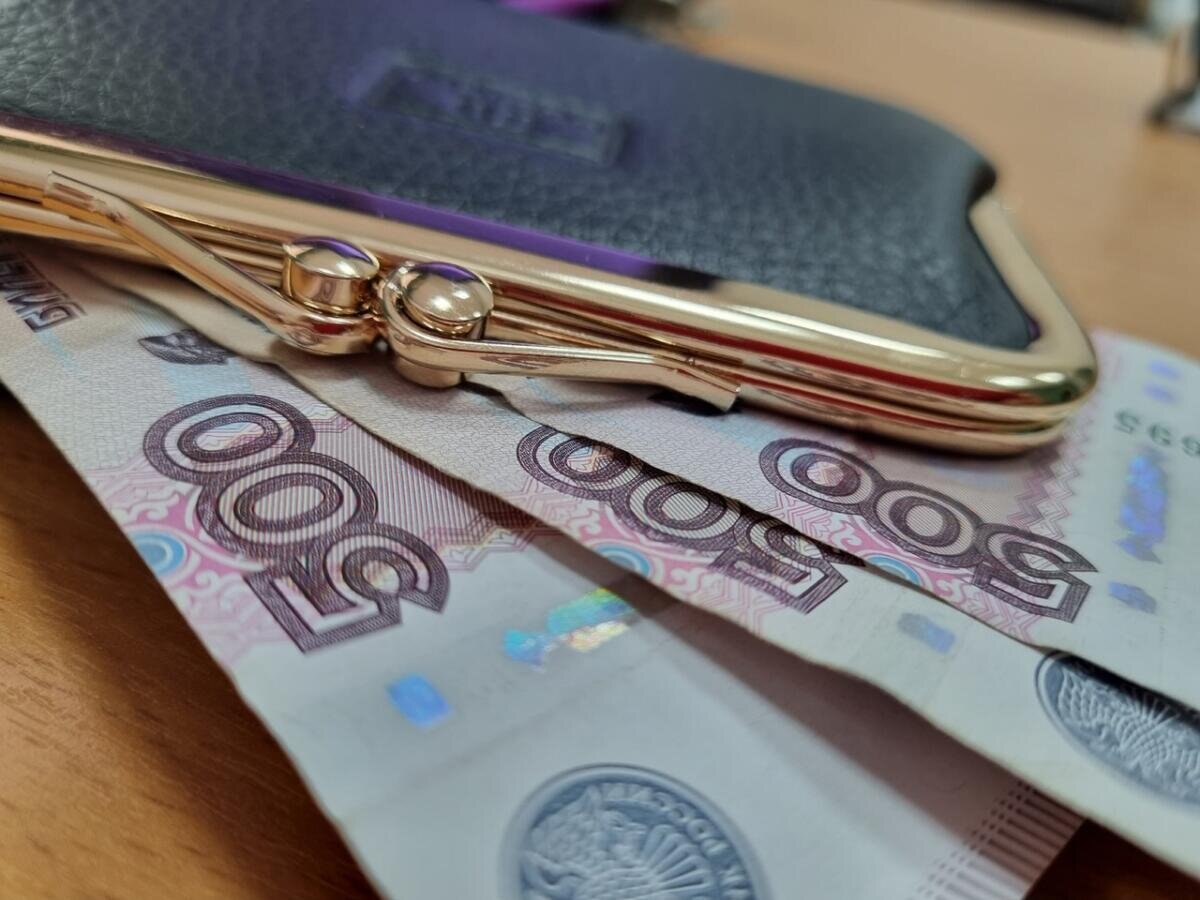 Депутаты Государственной думы России приняли в первом чтении законопроект, связанный с ростом пенсионных выплат. Так, с 1 января 2024 года у российских пенсионеров произойдет индексация пенсий.