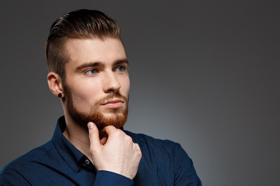 40+ Curly Hairstyles For Men: 2025 Trends Haar frisuren männer, Haarschnitt männ