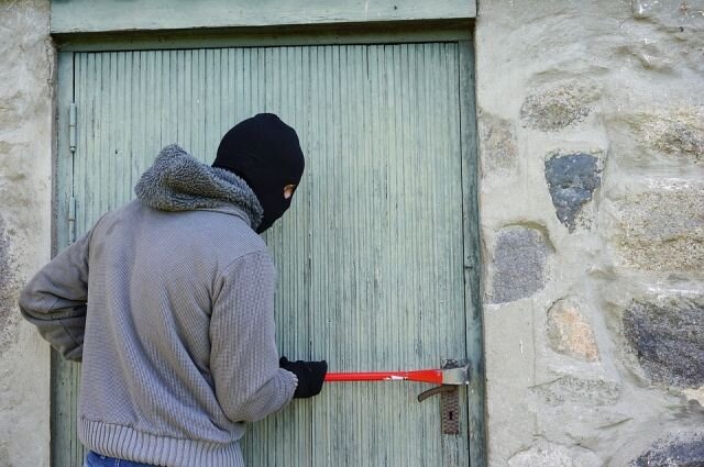Украинские боевики продолжают грабить магазины в Херсоне