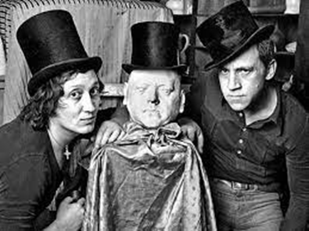 И Высоцкому часто не спалось в ночь глухую.