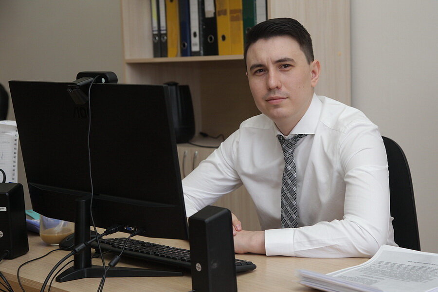 Александр Кириллов, основатель и руководитель федеральной юридической компании "Алые паруса" 