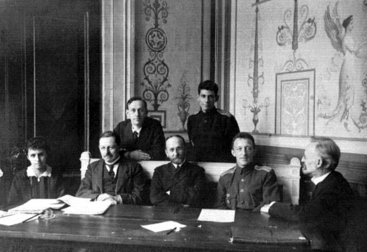 Заседание Чрезвычайной следственной комиссии Временного правительства.
