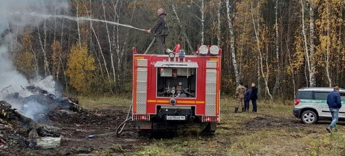    В селе Клюква загорелась свалка около леса