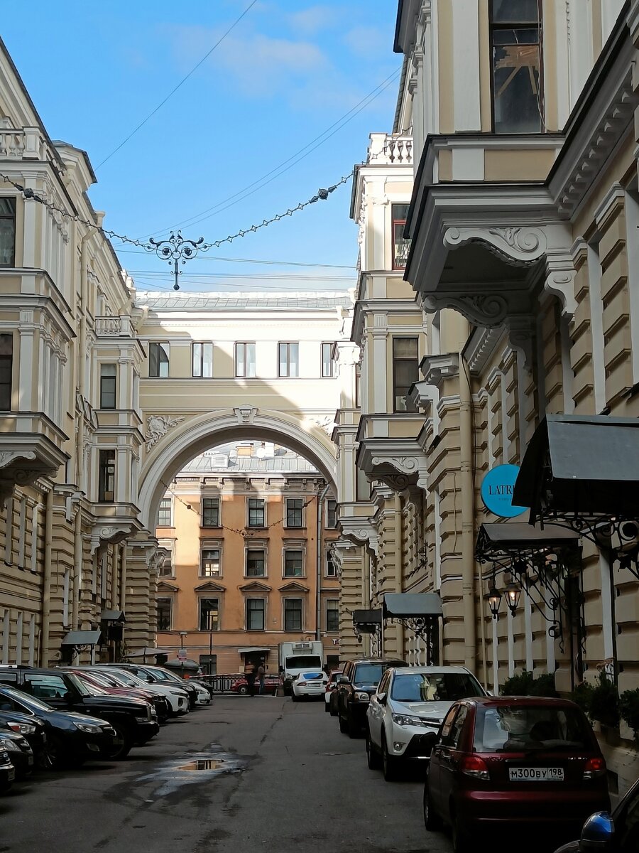 Улица Пестеля, 13-15