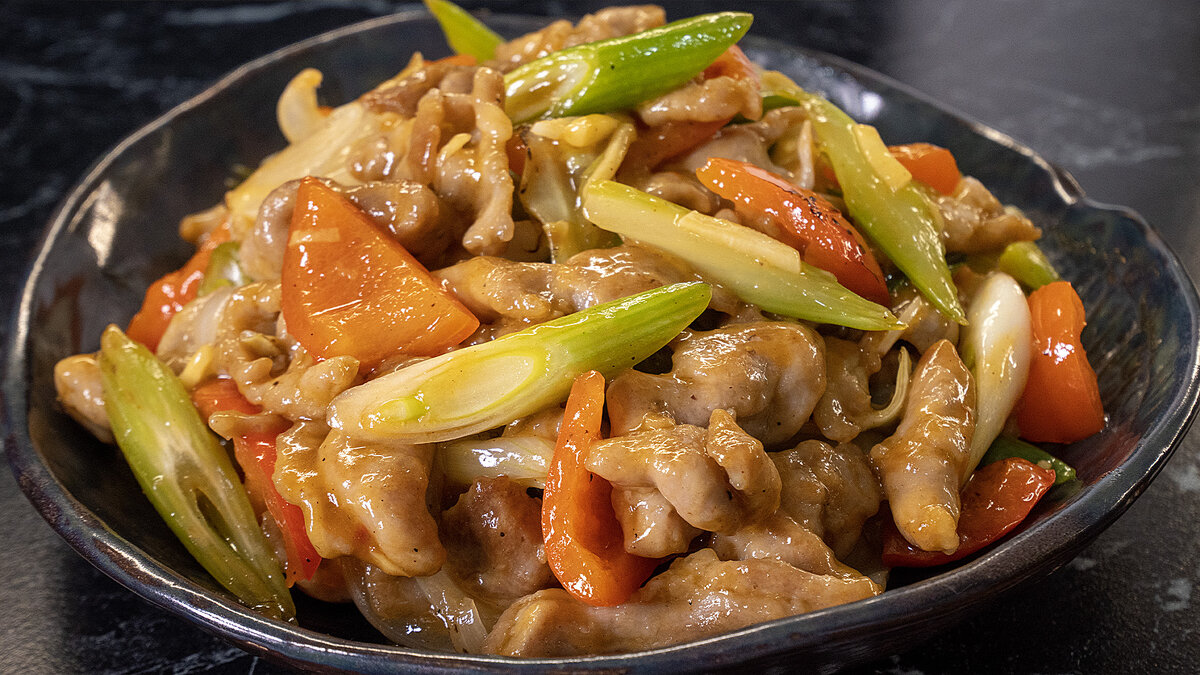 Простое и очень вкусное блюдо китайской кухни - приятно удивит вас своим сочетанием вкусов.
