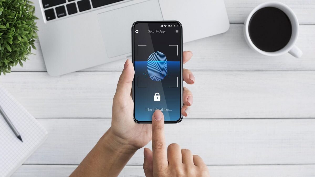    Фото: iStock.com / ferrantraite Август Макаров