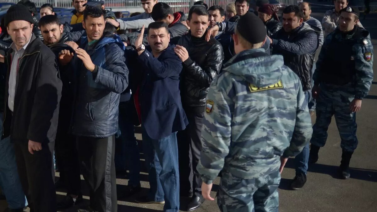 Власти в лице МВД, СК, Госдумы и РПЦ готовят почву для ужесточения миграционного законодательства