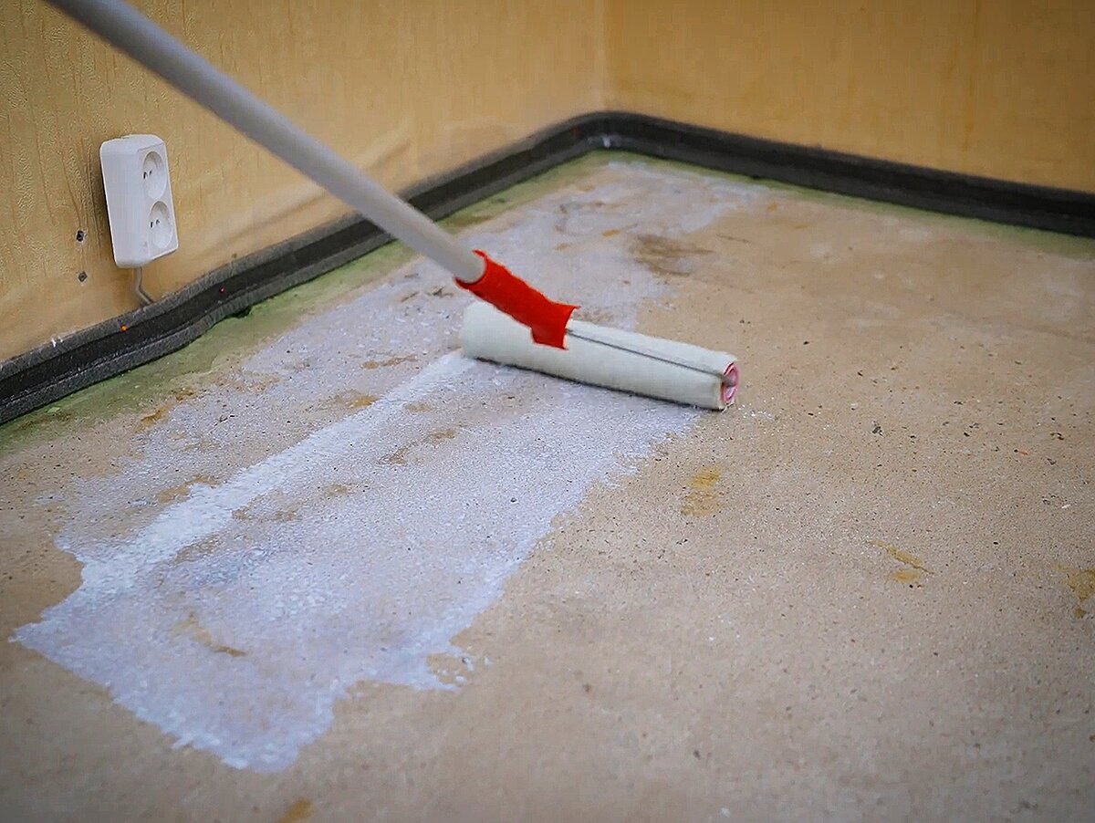 * Кадр из видео;