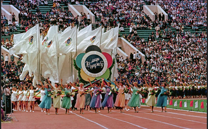 Фестиваль в Москве, 1957 год. Фото из открытого источника в Яндексе. 