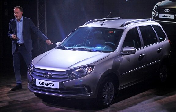 "Гражданина, ты туда не ходи, ты сюда ходи".