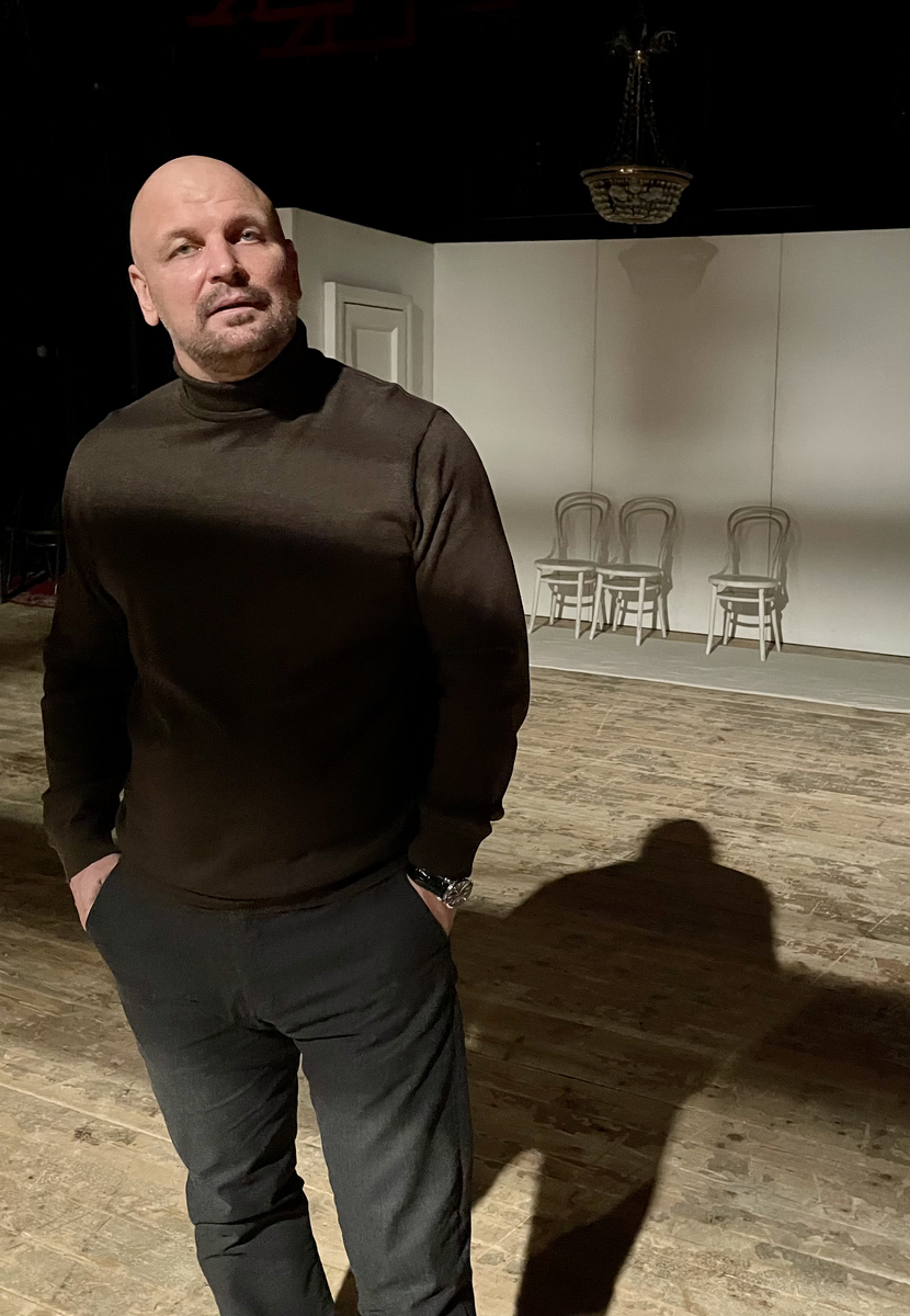 Афонский Сергей Николаевич, стаж работы судьей и заместителем председателя районного суда по гражданским делам 10 лет