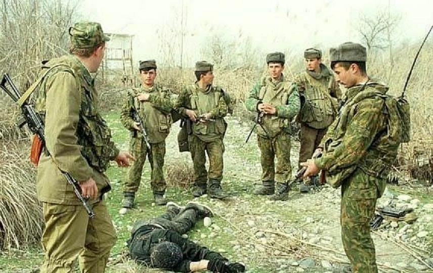 Резня таджиков. Таджико-Афганская граница 1996. Душанбе 1993.