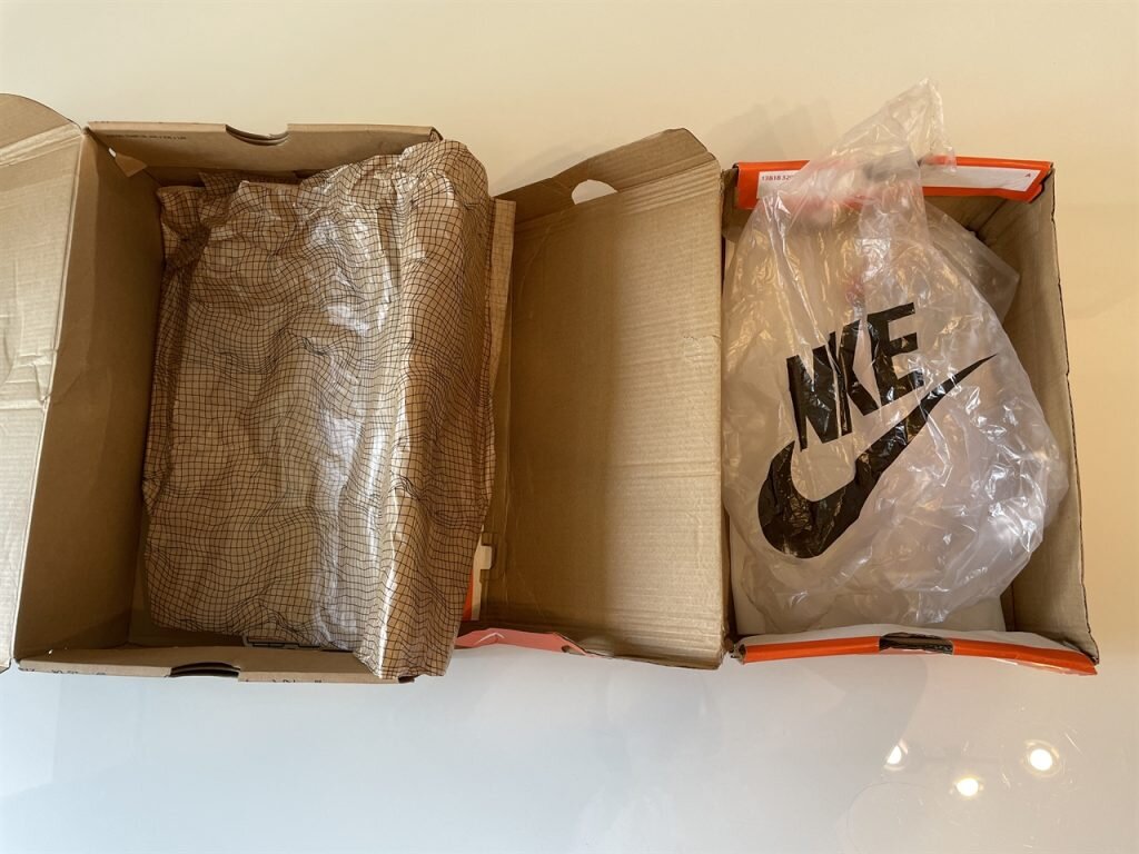 Оригинал слева
