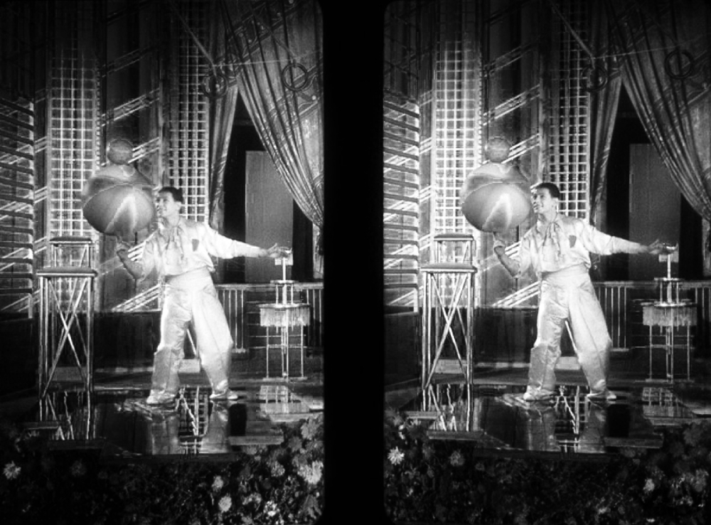 «Концерт» («Земля молодости»). Реж. Александр Андриевский. 1941. Фото: cinemafirst.ru