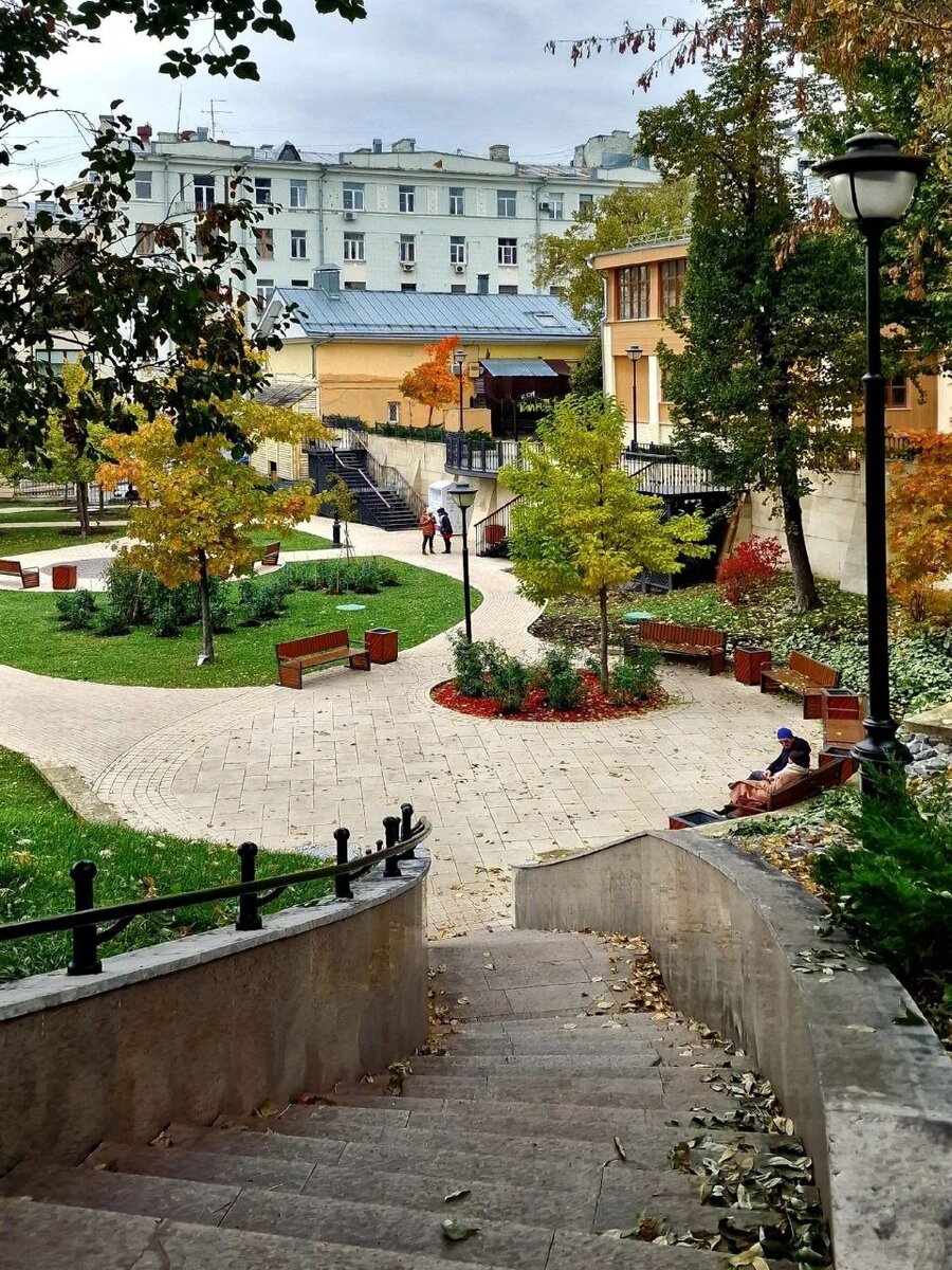 Парк горка большой спасоглинищевский. Парк горка большой Спасоглинищевский пер., 3, стр. 5 фото. Парк горка большой Спасоглинищевский пер., 3, стр. 5, Москва фото.