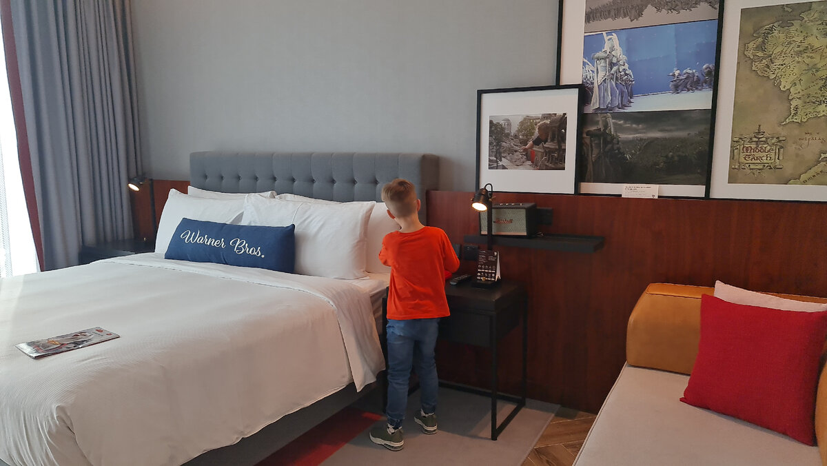 Номер в отеле Warner Brothers в Абу-Даби