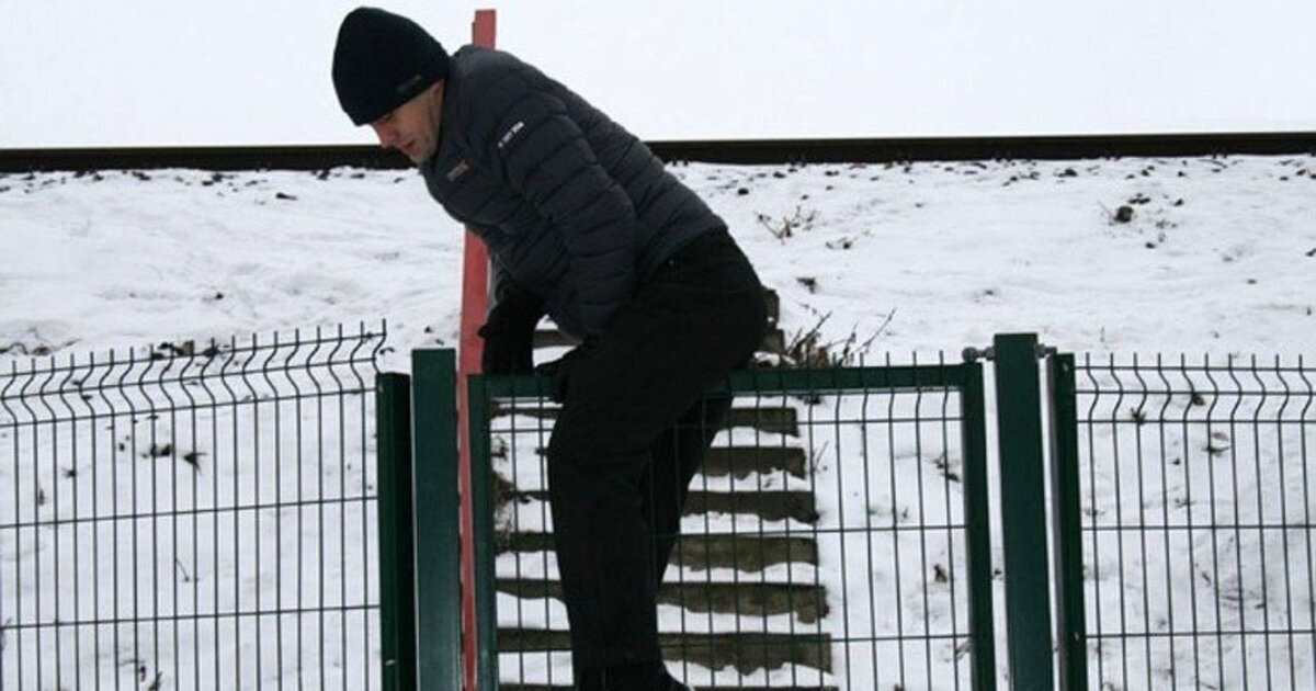 Два уроженца Таджикистана сбежали из военкомата.