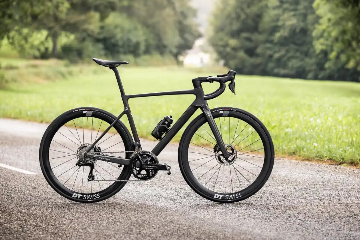 Focus представил модель шоссейного велосипеда Izalco Max - новости велоспорта