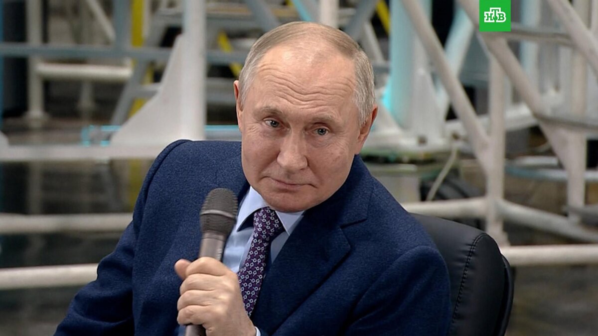    Путин: первый сегмент российской станции должен быть выведен на орбиту в 2027 году