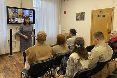    Студенты Сергиево-Посадского техникума в КЦСОН "Оптимист" © Пресс-служба Министерства образования Московской области