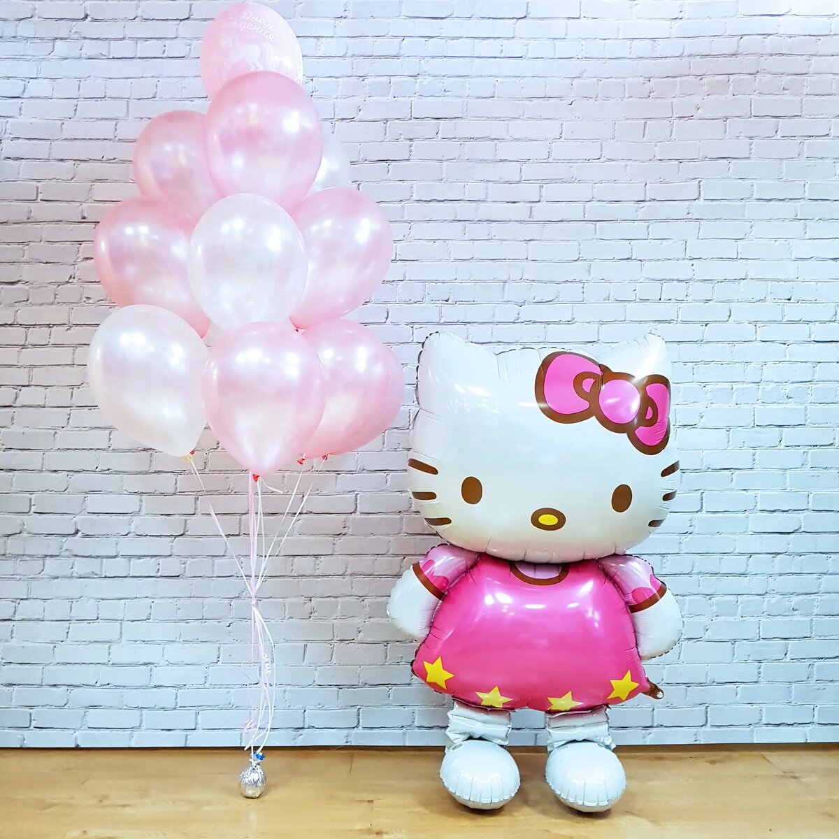 Источник фото: https://balloonland.ru/hello-kitty/