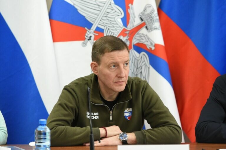    Андрей Турчак представил Президенту РФ предложения по мерам поддержки участников СВО Кристина Просвиркина