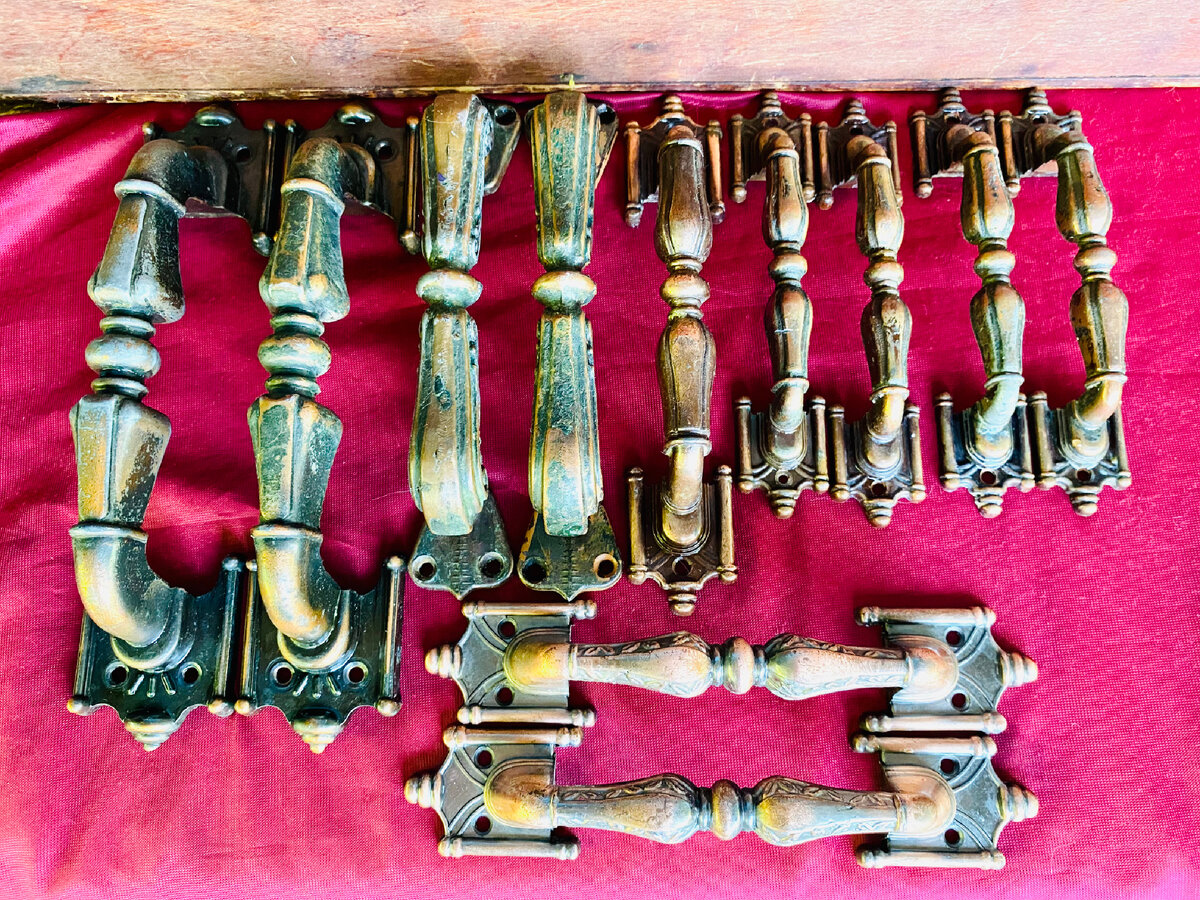 Эти ручки проданы